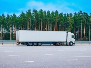 The Importance of Alignment and Balancing for Trucks and Trailers